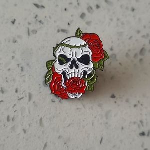Cool Creepy Skull Skeleton Roses Floral Macabre Death Life Lapel Pin